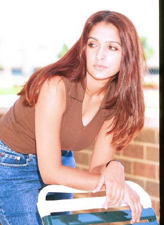 saira00040002