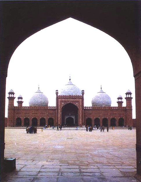 Photo Gallery of Punjab, Pakistan / badshai_mosque